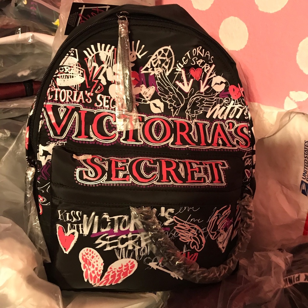 Vs Backpack Black Graffiti travel tote BACKPACK graffiti 2018 fashion show RARE - Picture 8 of 16